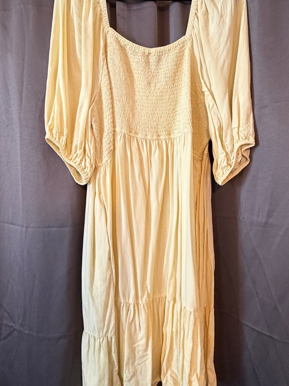 Light Yellow Midi Dress with Puff Sleeves - Picture 3 of 3